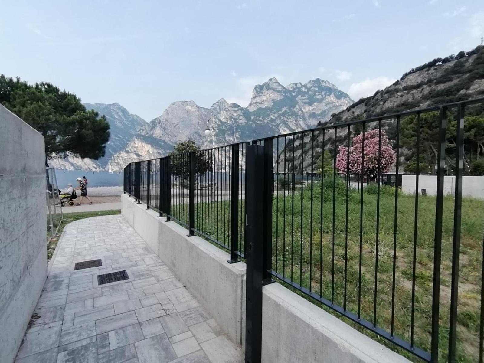 Torbole Lake Front Torbole Sul Garda Exterior foto
